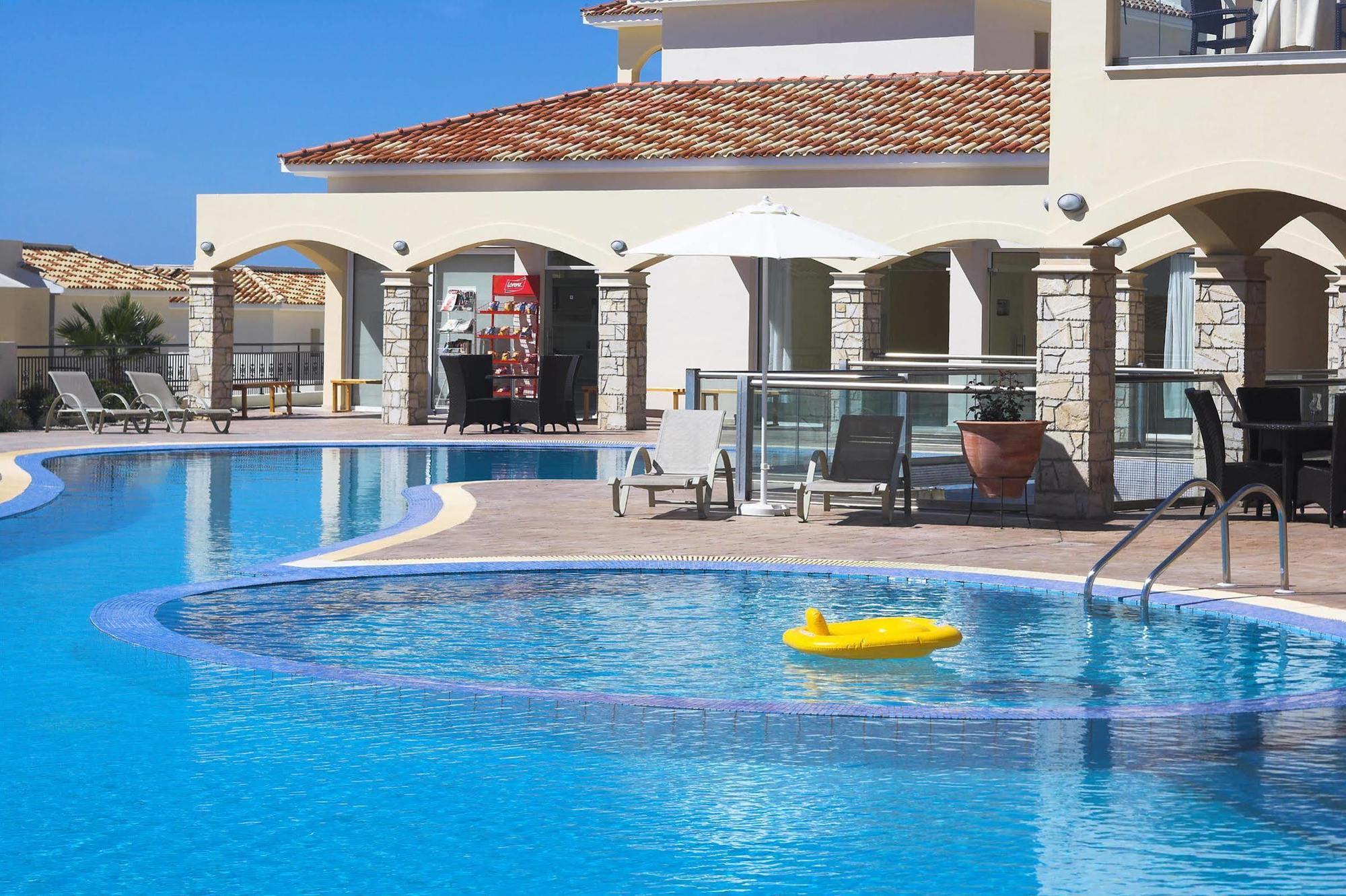 Club St. George (Adults Only) Aparthotel Tremithousa Ngoại thất bức ảnh