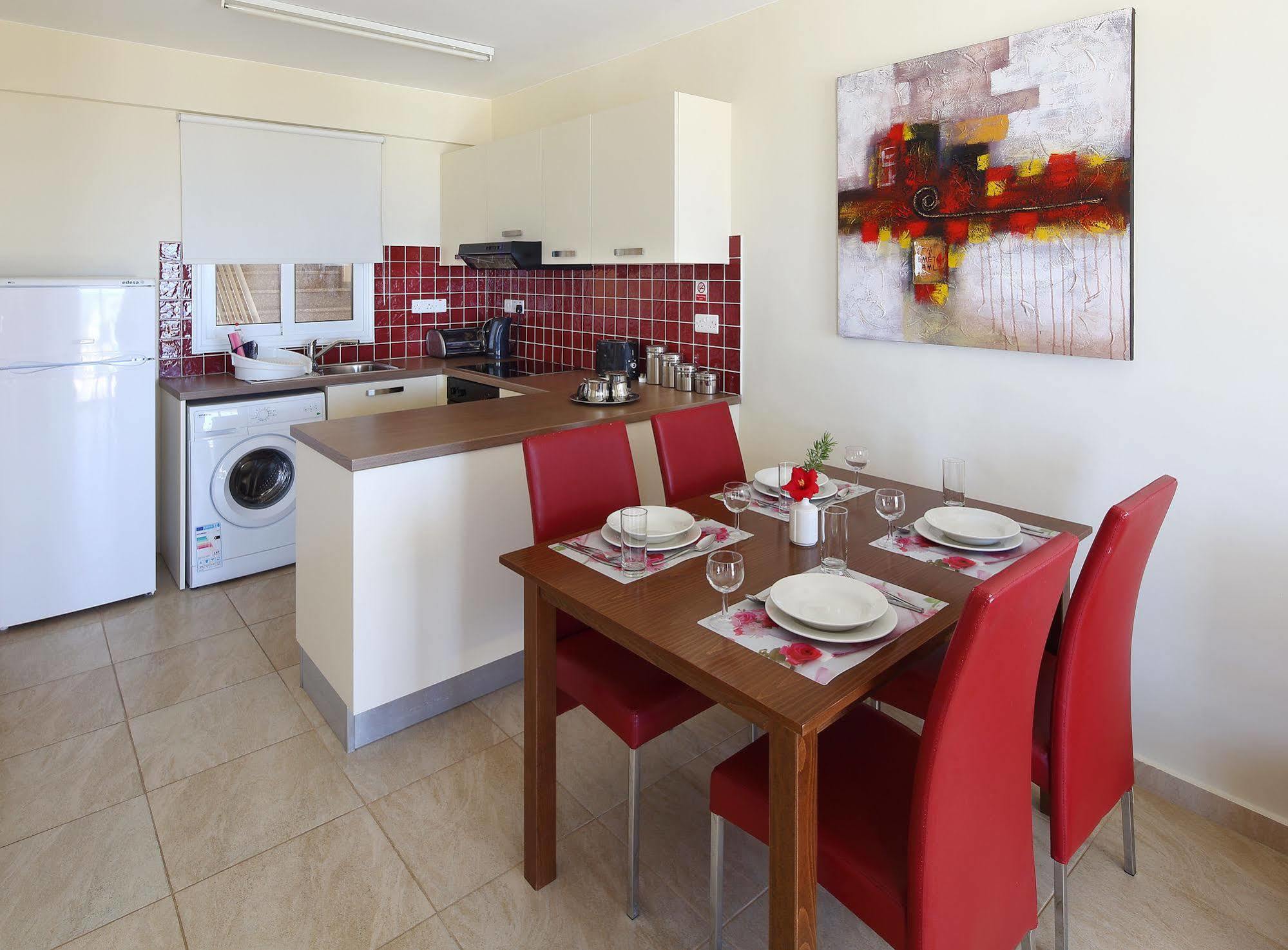 Club St. George (Adults Only) Aparthotel Tremithousa Ngoại thất bức ảnh