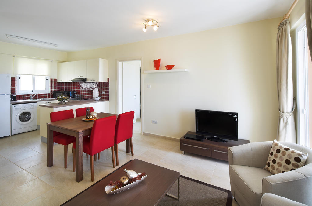 Club St. George (Adults Only) Aparthotel Tremithousa Ngoại thất bức ảnh
